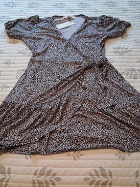 MICHAEL Michael Kors Black & White Floral Wrap-Style Dress